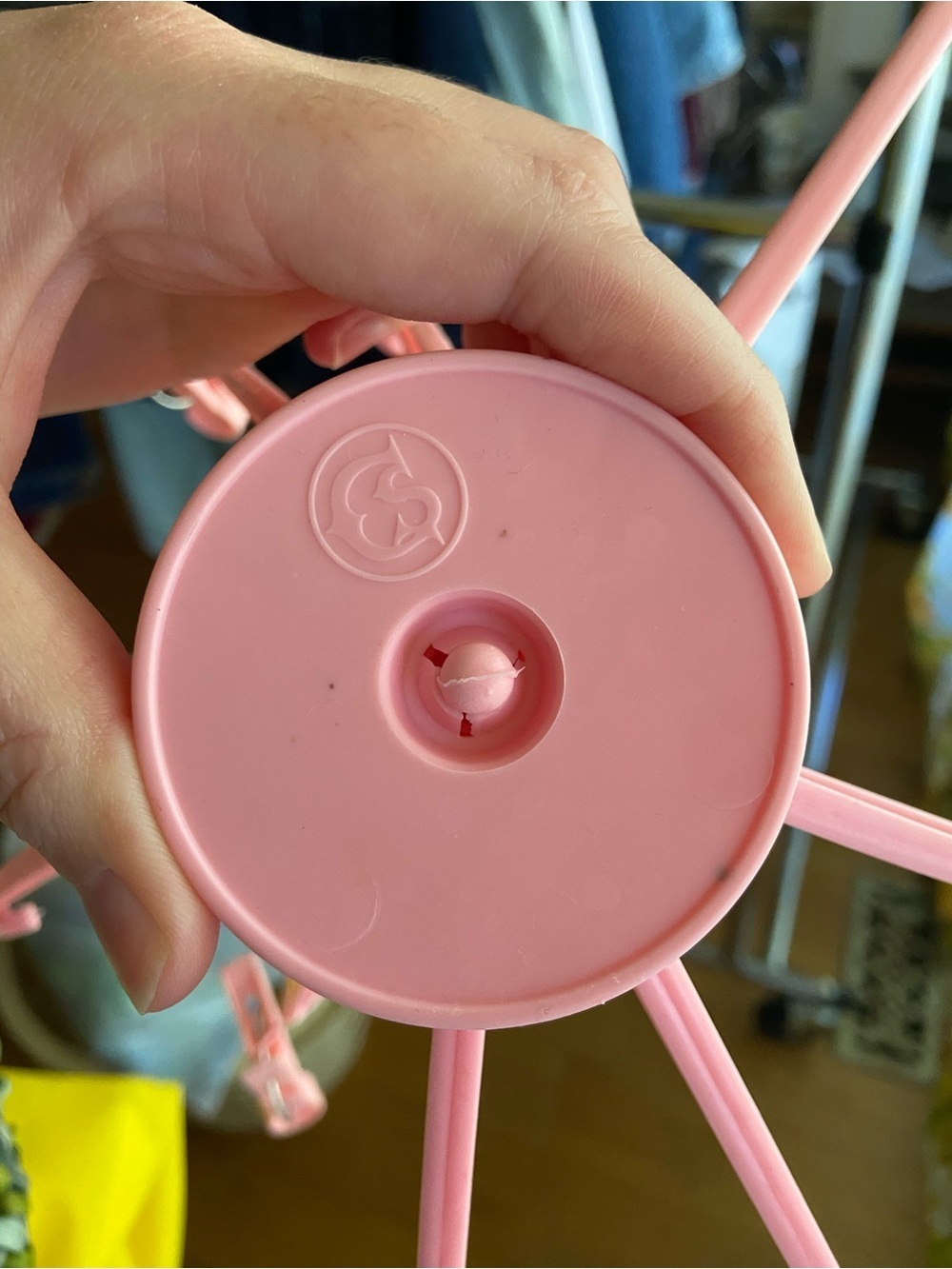 Pink Foldable Hanging Drying Rack with Clips - Picture 4 of 4